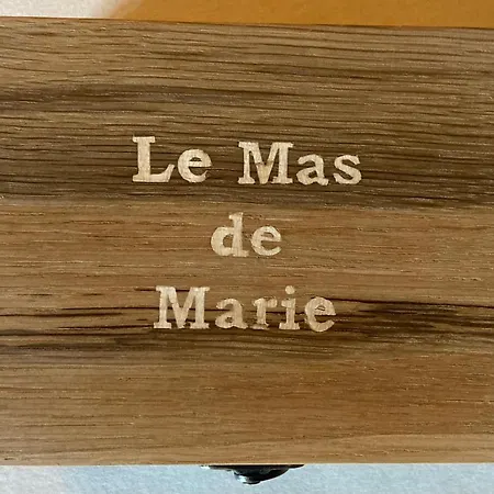 לינה וארוחת בוקר De Marie Taulignan